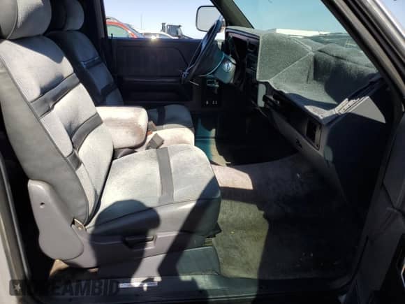 1991 Dodge Dakota с VIN 1B7GL23Y3MS309507, выставлен на аукционе Copart как лот 58079905 с пробегом 90 932 миль миль и Списание • Salvage title. История ставок и продаж доступна на DreamBid. Изображение 10.