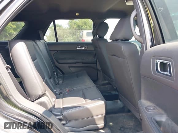 ✅ 2015 Ford Police Interceptor Utility • VIN: 1FM5K8AR9FGC68312 • Лот: 42858056. Опубликован ранее на IAAI с пробегом 144 504 миль. Бесплатный доступ к архиву аукционных продаж из США и подробный отчёт об истории автомобиля на DreamBid. Изображение 8.