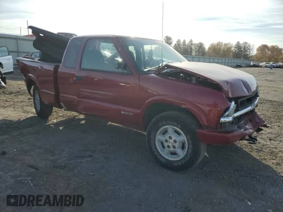 2003 Chevrolet S-10 LS с VIN 1GCDT19X738161613, выставлен на аукционе Copart как лот 76323204 с пробегом Не указан миль и Списание • Salvage title. История ставок и продаж доступна на DreamBid. Изображение 4.