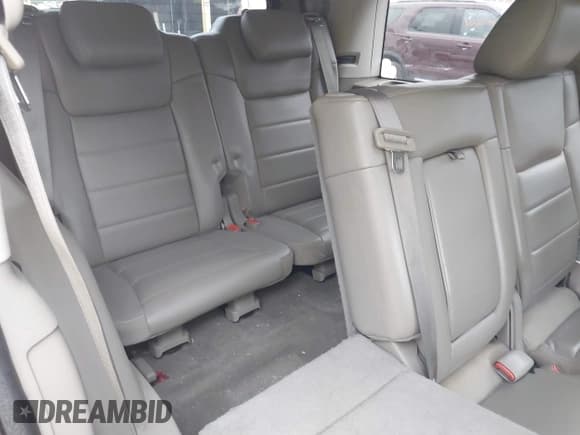 ✅ 2006 Jeep Commander • VIN: 1J8HG48K16C208870 • Лот: 42257594. Опубликован ранее на IAAI с пробегом 147 581 миль. Бесплатный доступ к архиву аукционных продаж из США и подробный отчёт об истории автомобиля на DreamBid. Изображение 8.