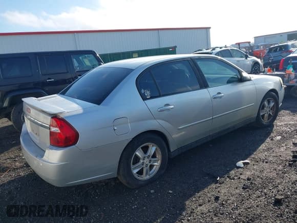 ✅ 2005 Chevrolet Malibu LS • VIN: 1G1ZT54865F193117 • Lot: 43643285. Listed on IAAI with 213,815 mi. Free auction sales archive from the USA and detailed vehicle history report at DreamBid. Image 4.