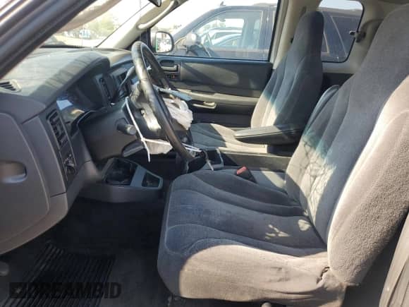 2004 Dodge Dakota z VIN 1D7GL12K94S595067, wystawiony jako Copart lot #71470414 z przebiegiem 157 284 mil mil oraz Czysty tytuł • Clean title. Historia ofert i sprzedaży dostępna na DreamBid. Obrazek 7.