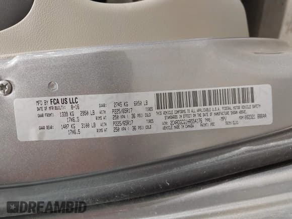 ✅ 2017 Dodge Grand Caravan SXT • VIN: 2C4RDGCG1HR554176 • Lot: 43617027. Wystawiony na IAAI z przebiegiem 217 653 mil. Bezpłatny archiwum sprzedaży aukcyjnych z USA i szczegółowy raport historii pojazdu na DreamBid. Zdjęcie 9.