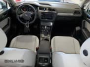 ✅ 2021 Volkswagen Tiguan SE • VIN: 3VV2B7AX3MM041959 • Lot: 49675295. Wystawiony na Copart z przebiegiem 39 511 mil. Bezpłatny archiwum sprzedaży aukcyjnych z USA i szczegółowy raport historii pojazdu na DreamBid. Zdjęcie 8.