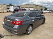 ✅ 2017 Nissan Sentra SV • VIN: 3N1AB7AP8HL663126 • Лот: 80017945. Опубликован ранее на Copart с пробегом 108 274 миль. Бесплатный доступ к архиву аукционных продаж из США и подробный отчёт об истории автомобиля на DreamBid. Изображение 4.
