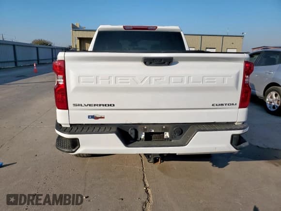 ✅ 2024 Chevrolet Silverado 1500 Custom • VIN: 3GCPABEK1RG285253 • Lot: 86497585. Wystawiony na Copart z przebiegiem 19 709 mil. Bezpłatny archiwum sprzedaży aukcyjnych z USA i szczegółowy raport historii pojazdu na DreamBid. Zdjęcie 6.