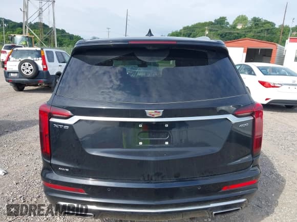 ✅ 2022 Cadillac XT6 Premium Luxury • VIN: 1GYKPDRS0NZ119583 • Lot: 42675399. Wystawiony na IAAI z przebiegiem 64 812 mil. Bezpłatny archiwum sprzedaży aukcyjnych z USA i szczegółowy raport historii pojazdu na DreamBid. Zdjęcie 17.