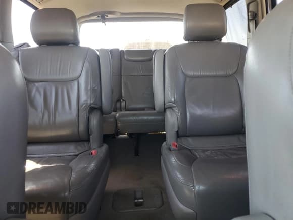 ✅ 2004 Toyota Sienna XLE • VIN: 5TDZA22C94S197132 • Lot: 71495105. Listed on Copart with 271,885 mi. Free auction sales archive from the USA and detailed vehicle history report at DreamBid. Image 10.