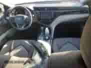 2019 Toyota Camry LE z VIN 4T1B11HK5KU794289, wystawiony jako Copart lot #69141015 z przebiegiem 43 768 mil mil oraz Szkoda całkowita • Salvage title. Historia ofert i sprzedaży dostępna na DreamBid. Obrazek 8.