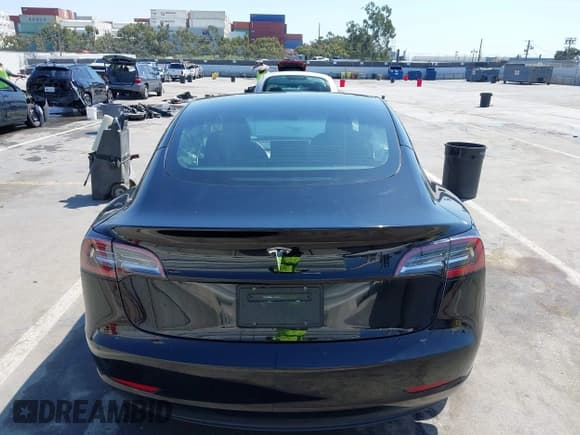 ✅ 2023 Tesla Model 3 • VIN: 5YJ3E1EA8PF403113 • Lot: 41967532. Wystawiony na IAAI z przebiegiem 19 545 mil. Bezpłatny archiwum sprzedaży aukcyjnych z USA i szczegółowy raport historii pojazdu na DreamBid. Zdjęcie 15.