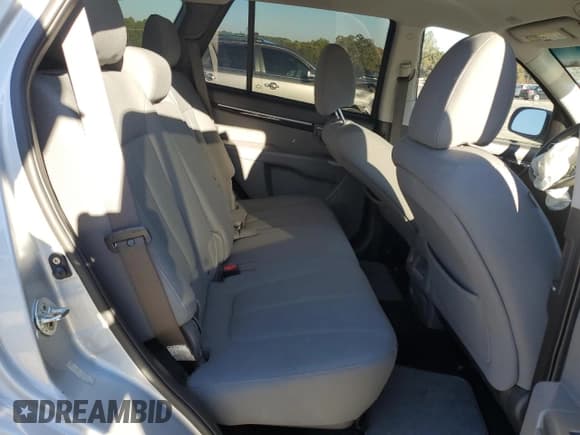 ✅ 2010 Hyundai Santa Fe GLS • VIN: 5NMSG3ABXAH354745 • Лот: 90363655. Опубликован ранее на Copart с пробегом 154 305 миль. Бесплатный доступ к архиву аукционных продаж из США и подробный отчёт об истории автомобиля на DreamBid. Изображение 11.