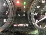 ✅ 2008 Lexus ES 330 • VIN: JTHBJ46G182250606 • Лот: 82475324. Опубликован ранее на Copart с пробегом 299 138 миль. Бесплатный доступ к архиву аукционных продаж из США и подробный отчёт об истории автомобиля на DreamBid. Изображение 8.