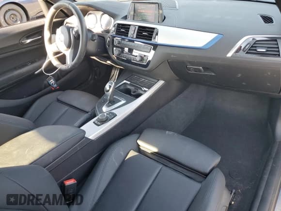 ✅ 2020 BMW 2 Series M240i • VIN: WBA2J5C03L7F84565 • Lot: 70721044. Listed on Copart with 26,042 mi. Free auction sales archive from the USA and detailed vehicle history report at DreamBid. Image 8.