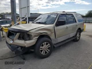 ✅ 2004 Ford Expedition Special Service • VIN: 1FMPU15L44LA34177 • Lot: 89662285. Wystawiony na Copart z przebiegiem 182 465 mil. Bezpłatny archiwum sprzedaży aukcyjnych z USA i szczegółowy raport historii pojazdu na DreamBid. Zdjęcie 1.