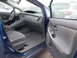 ✅ 2010 Toyota Prius III • VIN: JTDKN3DU1A0129035 • Lot: 43706614. Wystawiony na IAAI z przebiegiem 190 520 mil. Bezpłatny archiwum sprzedaży aukcyjnych z USA i szczegółowy raport historii pojazdu na DreamBid. Zdjęcie 5.