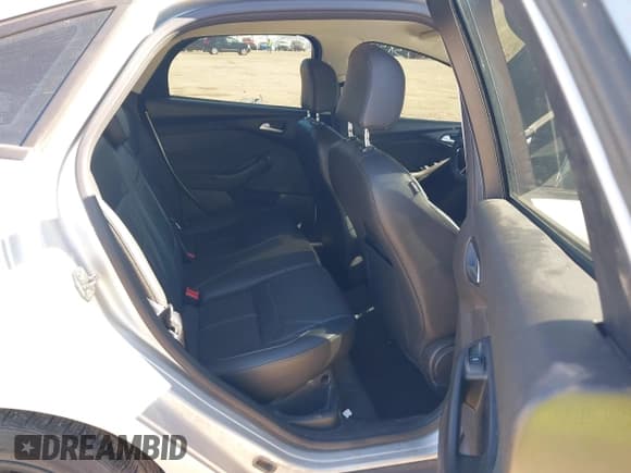 ✅ 2016 Ford Focus SE • VIN: 1FADP3F2XGL243059 • Lot: 43573859. Listed on IAAI with 104,132 mi. Free auction sales archive from the USA and detailed vehicle history report at DreamBid. Image 8.