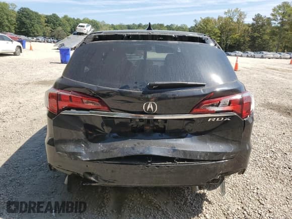 ✅ 2017 Acura RDX Technology • VIN: 5J8TB3H59HL015889 • Lot: 81759495. Listed on Copart with 107,420 mi. Free auction sales archive from the USA and detailed vehicle history report at DreamBid. Image 6.