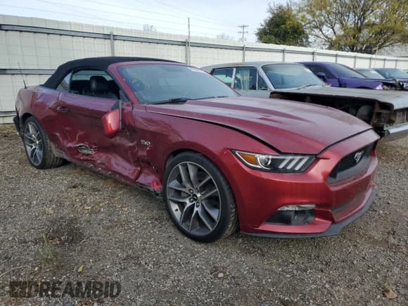 ✅ 2015 Ford Mustang GT Premium • VIN: 1FATP8FF9F5332412 • Лот: 91904125. Опубликован ранее на Copart с пробегом 67 782 миль. Бесплатный доступ к архиву аукционных продаж из США и подробный отчёт об истории автомобиля на DreamBid. Изображение 4.