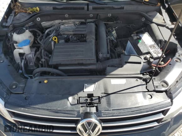 ✅ 2016 Volkswagen Jetta S • VIN: 3VW267AJ2GM382298 • Лот: 85495235. Опубликован ранее на Copart с пробегом 81 950 миль. Бесплатный доступ к архиву аукционных продаж из США и подробный отчёт об истории автомобиля на DreamBid. Изображение 11.