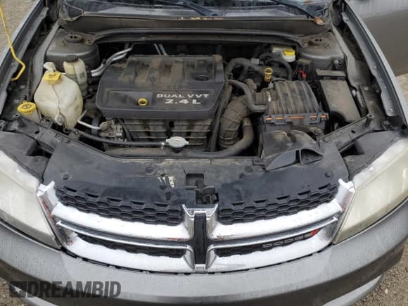 ✅ 2013 Dodge Avenger SE • VIN: 1C3CDZABXDN658296 • Лот: 85731554. Опубликован ранее на Copart с пробегом 149 998 миль. Бесплатный доступ к архиву аукционных продаж из США и подробный отчёт об истории автомобиля на DreamBid. Изображение 11.