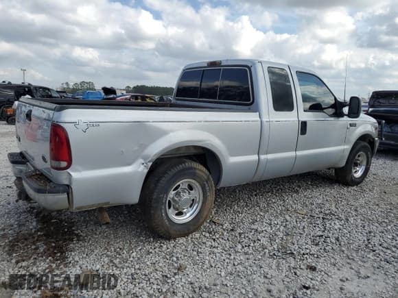 ✅ 2000 Ford F-250 XL • VIN: 1FTNX20L5YEC59850 • Lot: 43701075. Listed on Copart with 434,882 mi. Free auction sales archive from the USA and detailed vehicle history report at DreamBid. Image 3.
