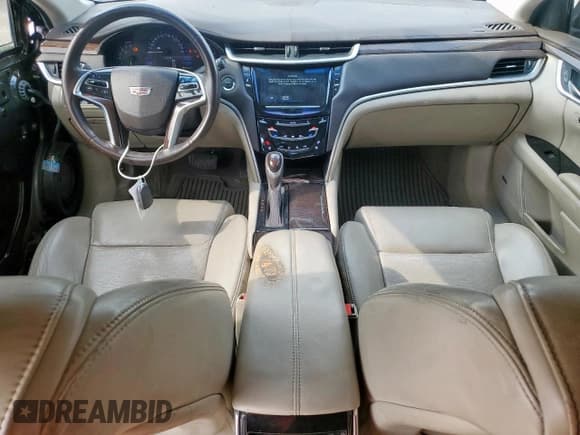 ✅ 2016 Cadillac XTS Luxury Collection • VIN: 2G61M5S33G9210253 • Lot: 92989615. Wystawiony na Copart z przebiegiem 194 166 mil. Bezpłatny archiwum sprzedaży aukcyjnych z USA i szczegółowy raport historii pojazdu na DreamBid. Zdjęcie 8.