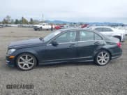 ✅ 2012 Mercedes-Benz C 300 Sport • VIN: WDDGF8BB5CA617148 • Lot: 43566452. Wystawiony na IAAI z przebiegiem 182 716 mil. Bezpłatny archiwum sprzedaży aukcyjnych z USA i szczegółowy raport historii pojazdu na DreamBid. Zdjęcie 14.