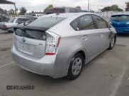 ✅ 2010 Toyota Prius III • VIN: JTDKN3DUXA0082510 • Lot: 43667824. Wystawiony na IAAI z przebiegiem 208 368 mil. Bezpłatny archiwum sprzedaży aukcyjnych z USA i szczegółowy raport historii pojazdu na DreamBid. Zdjęcie 4.
