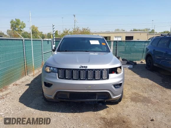 ✅ 2019 Jeep Grand Cherokee Upland • VIN: 1C4RJFAG9KC849970 • Lot: 43239812. Listed on IAAI with 94,001 mi. Free auction sales archive from the USA and detailed vehicle history report at DreamBid. Image 13.