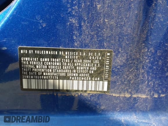 ✅ 2024 Volkswagen Jetta SE • VIN: 3VWEM7BU8RM077175 • Лот: 42531164. Опубликован ранее на IAAI с пробегом 11 602 миль. Бесплатный доступ к архиву аукционных продаж из США и подробный отчёт об истории автомобиля на DreamBid. Изображение 9.