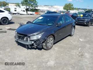 2014 Chevrolet Cruze LS с VIN 1G1PA5SG5E7367566, выставлен на аукционе IAAI как лот 43257473 с пробегом 101 806 миль миль и . История ставок и продаж доступна на DreamBid. Изображение 2.