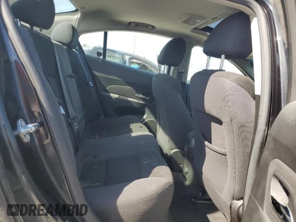 ✅ 2016 Chevrolet Cruze LT • VIN: 1G1PE5SB4G7178872 • Lot: 84548785. Listed on Copart with 118,230 mi. Free auction sales archive from the USA and detailed vehicle history report at DreamBid. Image 10.