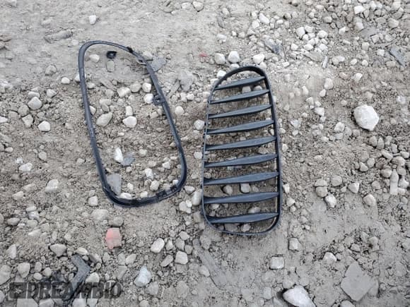 ✅ 2006 BMW Z4 3.0i • VIN: 4USBU33576LW67543 • Lot: 92880105. Listed on Copart with 73,713 mi. Free auction sales archive from the USA and detailed vehicle history report at DreamBid. Image 12.