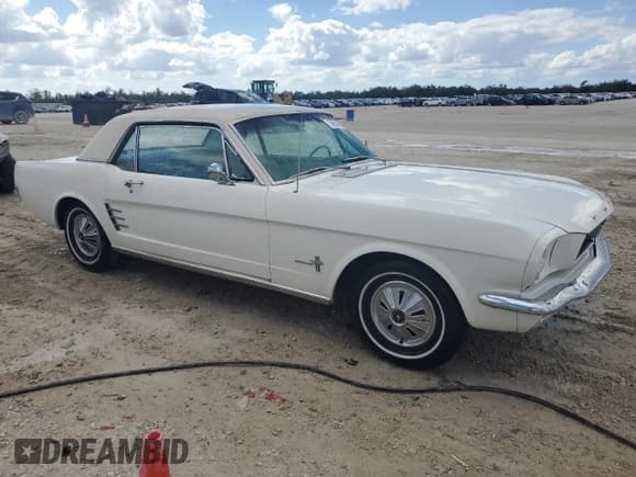 ✅ 1966 Ford Mustang • VIN: 6T07T184385 • Лот: 79953904. Опубликован ранее на Copart с пробегом 92 128 миль. Бесплатный доступ к архиву аукционных продаж из США и подробный отчёт об истории автомобиля на DreamBid. Изображение 4.
