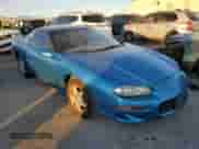 1999 Chevrolet Camaro z VIN 2G1FP22K2X2129925, wystawiony jako Copart lot #80724594 z przebiegiem 142 319 mil mil oraz Szkoda całkowita • Salvage title. Historia ofert i sprzedaży dostępna na DreamBid. Obrazek 4.