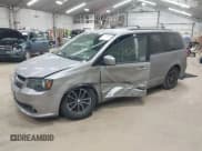 ✅ 2019 Dodge Grand Caravan GT • VIN: 2C4RDGEG0KR658064 • Лот: 43431086. Опубликован ранее на IAAI с пробегом 119 291 миль. Бесплатный доступ к архиву аукционных продаж из США и подробный отчёт об истории автомобиля на DreamBid. Изображение 17.