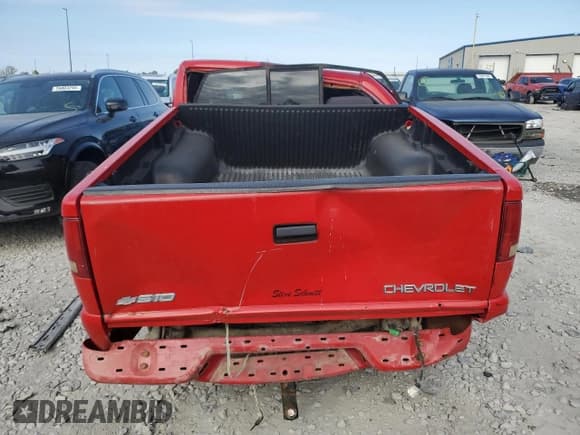 ✅ 2004 Chevrolet S-10 LS • VIN: 1GCDT13X44K124855 • Лот: 77341734. Опубликован ранее на Copart с пробегом Не указан. Бесплатный доступ к архиву аукционных продаж из США и подробный отчёт об истории автомобиля на DreamBid. Изображение 6.