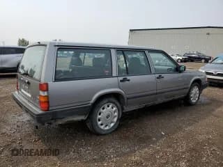 ✅ 1992 Volvo 940 • VIN: YV1JW8708N3032976 • Lot: 62995073. Wystawiony na Copart z przebiegiem 258 226 mil. Bezpłatny archiwum sprzedaży aukcyjnych z USA i szczegółowy raport historii pojazdu na DreamBid. Zdjęcie 3.