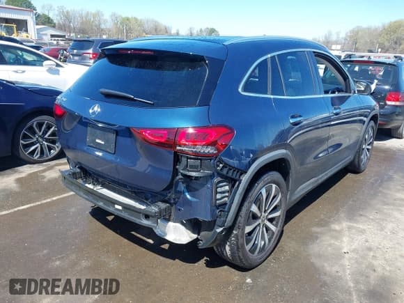 ✅ 2022 Mercedes-Benz GLA 250 • VIN: W1N4N4GB3NJ326127 • Лот: 41834174. Опубликован ранее на IAAI с пробегом 33 034 миль. Бесплатный доступ к архиву аукционных продаж из США и подробный отчёт об истории автомобиля на DreamBid. Изображение 4.