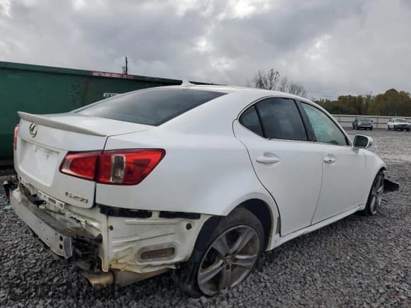 ✅ 2012 Lexus IS 250 • VIN: JTHBF5C24C5161250 • Lot: 90381635. Listed on Copart with 241,388 mi. Free auction sales archive from the USA and detailed vehicle history report at DreamBid. Image 3.