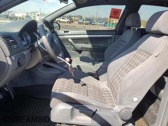 ✅ 2008 Volkswagen Golf GTI • VIN: WVWEV71K48W316414 • Лот: 52521455. Опубликован ранее на Copart с пробегом 111 345 миль. Бесплатный доступ к архиву аукционных продаж из США и подробный отчёт об истории автомобиля на DreamBid. Изображение 7.