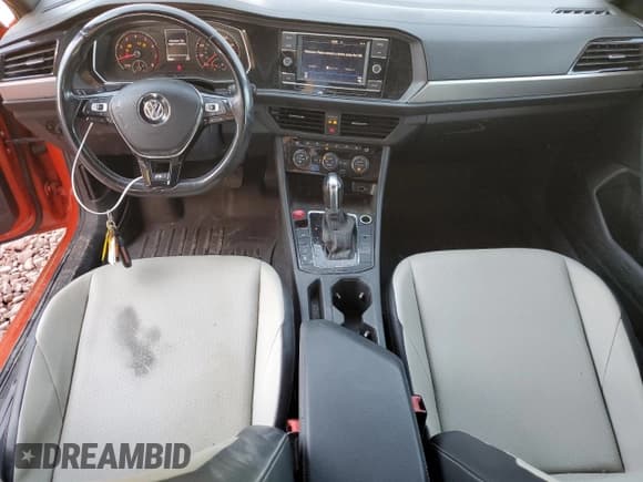 ✅ 2019 Volkswagen Jetta S • VIN: 3VWC57BU3KM075750 • Lot: 84018585. Listed on Copart with 89,872 mi. Free auction sales archive from the USA and detailed vehicle history report at DreamBid. Image 8.
