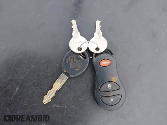 2005 Dodge 3500 SLT z VIN 3D7LS38C25G742321, wystawiony jako IAAI lot #41311486 z przebiegiem 244 511 mil mil oraz . Historia ofert i sprzedaży dostępna na DreamBid. Obrazek 11.