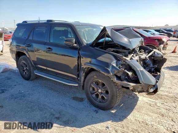 ✅ 2019 Toyota 4Runner SR5 • VIN: JTEZU5JR4K5201407 • Lot: 91513045. Listed on Copart with 102,190 mi. Free auction sales archive from the USA and detailed vehicle history report at DreamBid. Image 4.