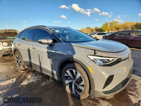 ✅ 2024 Volkswagen ID.4 Standard • VIN: 1V2BMPE88RC021273 • Lot: 87065765. Listed on Copart with 964 mi. Free auction sales archive from the USA and detailed vehicle history report at DreamBid. Image 4.