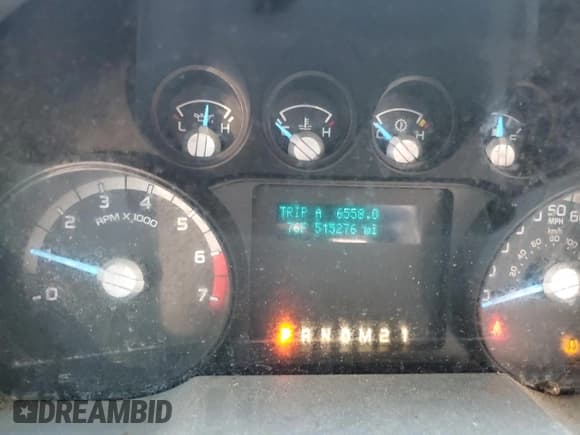 ✅ 2012 Ford F-250 XL • VIN: 1FTBF2A69CEB66031 • Lot: 85332835. Listed on Copart with 515,276 mi. Free auction sales archive from the USA and detailed vehicle history report at DreamBid. Image 9.