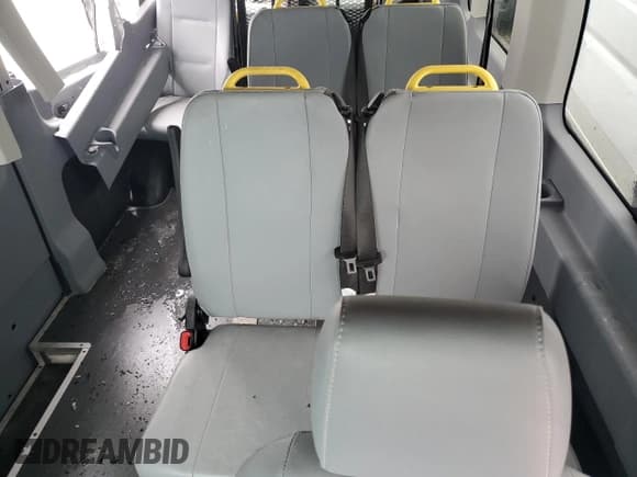 ✅ 2018 Ford Transit Passenger XL • VIN: 1FDZX2CM2JKB07159 • Лот: 65980025. Опубликован ранее на Copart с пробегом 15 171 миль. Бесплатный доступ к архиву аукционных продаж из США и подробный отчёт об истории автомобиля на DreamBid. Изображение 11.