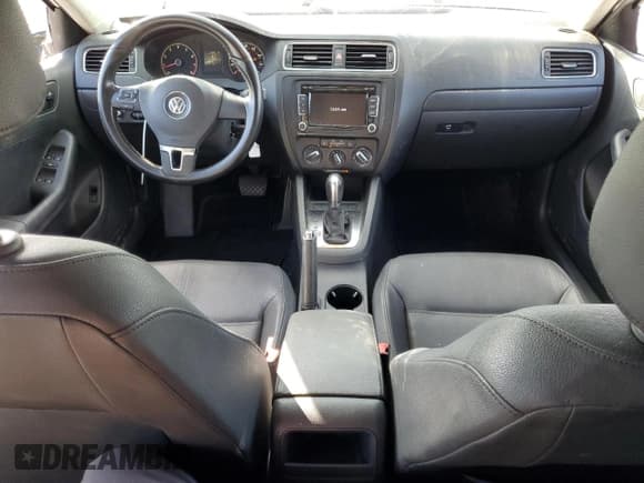 ✅ 2011 Volkswagen Jetta SE • VIN: 3VWDX7AJ1BM334287 • Lot: 62274785. Listed on Copart with 110,547 mi. Free auction sales archive from the USA and detailed vehicle history report at DreamBid. Image 8.