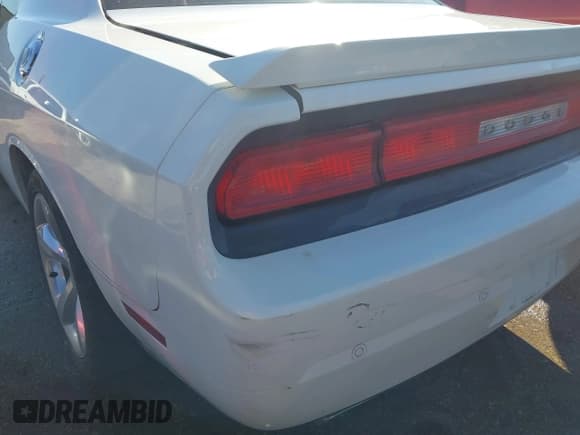 ✅ 2014 Dodge Challenger SXT • VIN: 2C3CDYAG1EH153778 • Лот: 43589521. Опубликован ранее на IAAI с пробегом 185 848 миль. Бесплатный доступ к архиву аукционных продаж из США и подробный отчёт об истории автомобиля на DreamBid. Изображение 6.