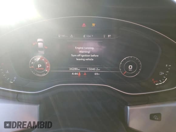 ✅ 2018 Audi S4 Premium Plus • VIN: WAUB4AF41JA003754 • Lot: 71143663. Wystawiony na Copart z przebiegiem 34 280 mil. Bezpłatny archiwum sprzedaży aukcyjnych z USA i szczegółowy raport historii pojazdu na DreamBid. Zdjęcie 9.